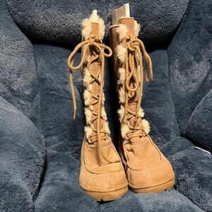 Source Unknown Tan Lace-Up Faux-Fur Trim Women's Boots